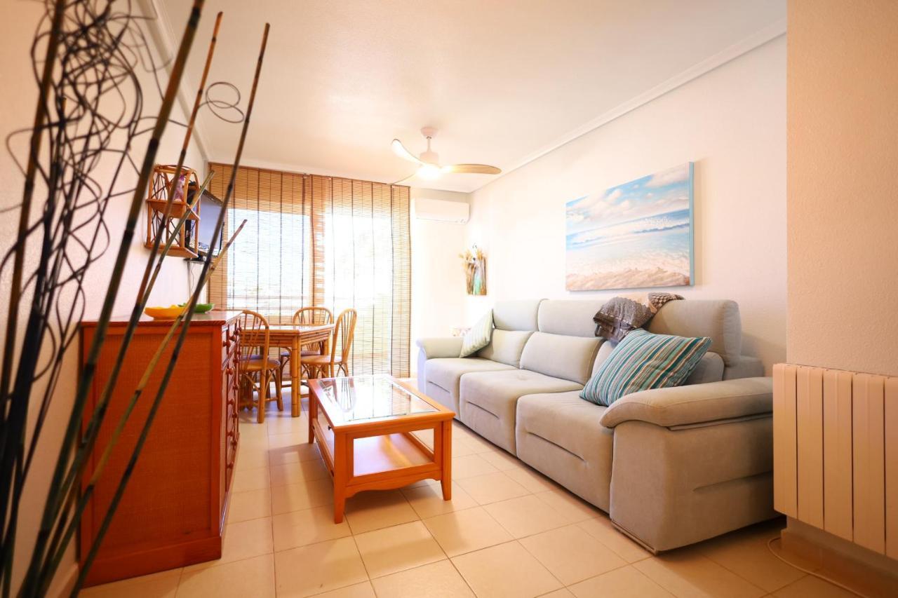 2 Bedroom Apartment At Beach Dehesa De Campoamor Εξωτερικό φωτογραφία