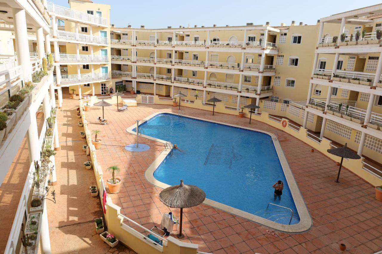 2 Bedroom Apartment At Beach Dehesa De Campoamor Εξωτερικό φωτογραφία